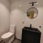 Gjoa Motel *