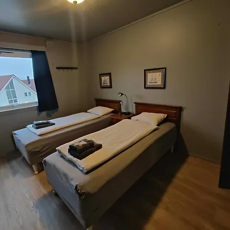 Gjoa Motel *