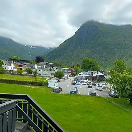 Gjoa Rosendal