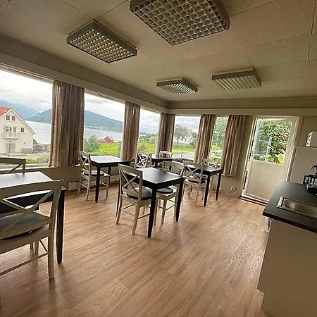 Gjoa Motel *